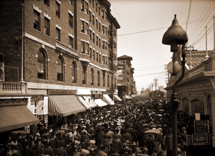 Atlantic City, N.J, the Boardwalk parade, Boardwalks, Crowds, United States, New Jersey, Atlantic