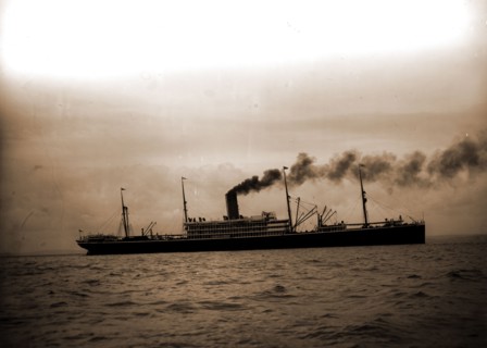 S.S. Dakota, broadside, Dakota (Steamship), Ships, 1900