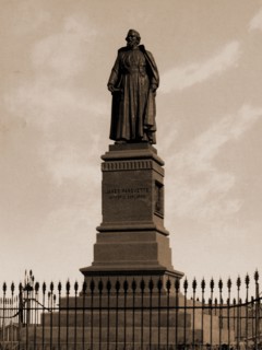 Marquette statue, Marquette, Jacques, 1637-1675, Monuments & memorials, United States, Michigan,