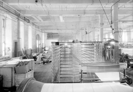 Paterson, New Jersey - Textiles. Jackson Winding and Warping Company. Picture of a Sipp-Eastwood DY