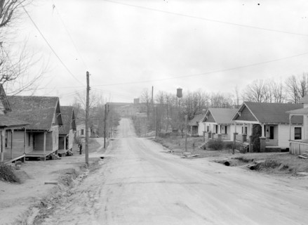 High Point, North Carolina - Housing. Homes of furniture workers in the same district often vary