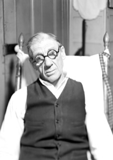 Paterson, New Jersey - Textiles. An old silk-worker (now unable to work) living on earnings of a