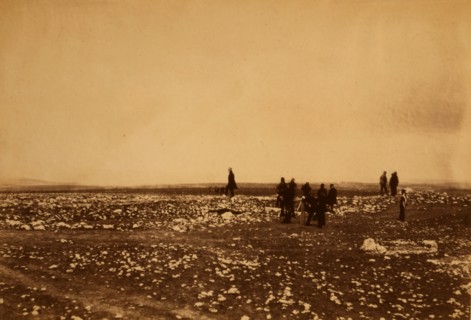 Officers on the look-out at Cathcart's Hill, Crimean War, 1853-1856, Roger Fenton historic war