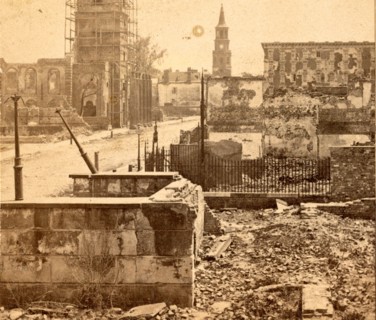 Meeting St., Charleston, S.C., looking South, showing the ruins of Circular church and the Mills