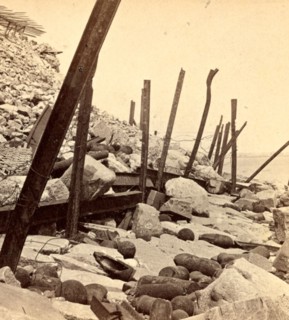 Sea face of Fort Sumpter (i.e. Sumter) Fort Sumter is a Third System masonry sea fort located in