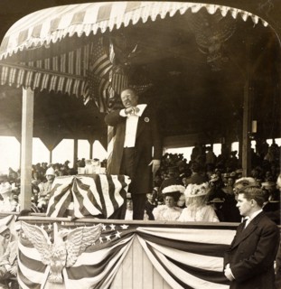 President Roosevelt delivering his address, Georgia Day, Jamestown Exposition, Va., US, USA,