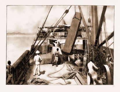 THE ROYAL NIGER COMPANY'S EXPEDITION: EVERYDAY SCENES ON THE RIVER NIGER, 1897: SHIPPING A LOG OF