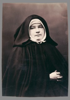 Supérieure, Petites Soeurs des Pauvres (Superior, Little Sister
