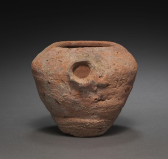 Spouted Jar, 2040-1648 BC. Egypt, Middle Kingdom. Nile silt ware; diameter: 12.7 cm (5 in.);