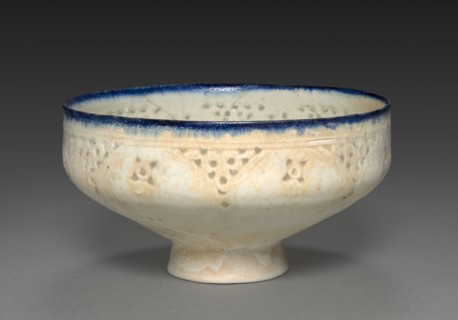 Footed Bowl, late 1100s-early 1200s. Iran, probably Kashan, Seljuq period, late 12-early 13th