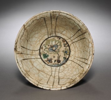 Bowl, early 17th Century. Iran, Safavid Period. Fritware with underglaze painted design in colored