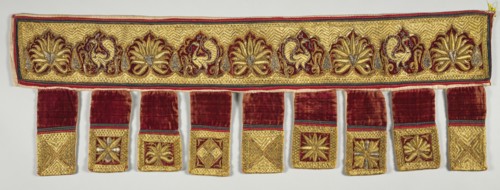Embroidered Door Hanging, 1700s. India, 18th century. Velvet; overall: 32.4 x 97.2 cm (12 3/4 x 38