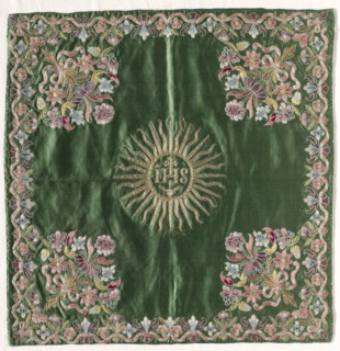 Chalice Veil, 1700s. Italy, 18th century. Embroidered satin and silk; overall: 54.6 x 55.9 cm (21