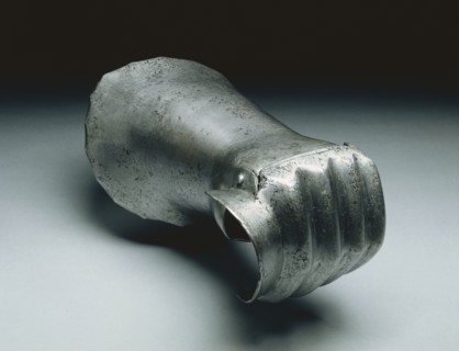 Proper Right Greave, c. 1560-1580. South Germany, 16th century. Steel, leather straps, brass