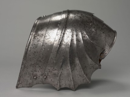 Pair of Gothic Fan-Shaped Pauldron (right), c. 1485-1500. Antonio Missaglia (Italian,