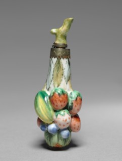 Scent Bottle, 1800s. Copy after Chelsea Porcelain Factory (British). Porcelain with gilt metal
