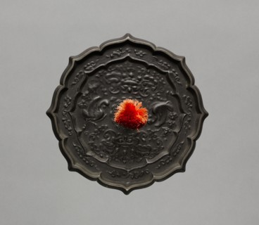 Mirror, 1185-1333. Japan, Kamakura Period (1185-1333). Bronze; diameter: 14 cm (5 1/2 in.).