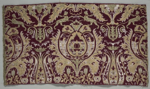 Textile, 1500s. Italy, 16th century. Brocade; overall: 30.4 x 52.7 cm (11 15/16 x 20 3/4 in.)