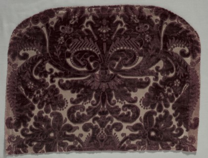 Velvet Fragment, 1600s. Italy, Genoa, 17th century. Velvet; overall: 40.2 x 53.8 cm (15 13/16 x 21