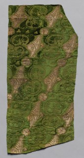 Brocaded Velvet, late 1300s. Italy, late 14th century. Velvet weave (cut with two heights of pile,