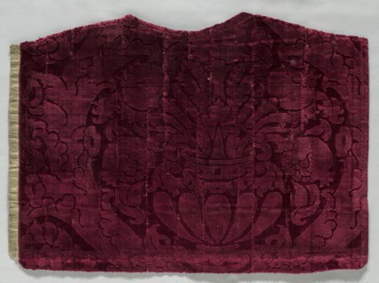 Velvet Fragment, 1500s. Italy, 16th century. Velvet weave (cut with two heights of pile); overall:
