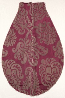 Fragment, early 1600s. France or Spain, early 17th century. Silk damask; overall: 62.5 x 41 cm (24