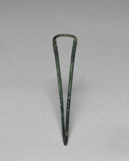Bronze Topknot Pin, 918-1392. Korea, Goryeo period (936-1392). Bronze; overall: 2 cm (13/16 in.).