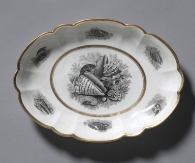 Oval Dish, 1807-1813. Barr, Flight & Barr (British). Porcelain; overall: 28.3 x 20.4 cm (11 1/8 x 8