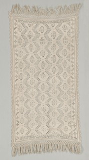 Needlepoint (Cutwork) and Bobbin Lace Table Cover, 16th-17th century. Italy, 16th-17th century.