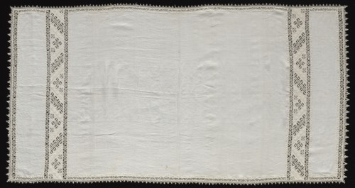 Needlepoint (Cutwork) and Bobbin Lace Cloth, 16th century. Italy, Venice ?, 16th century. Lace,