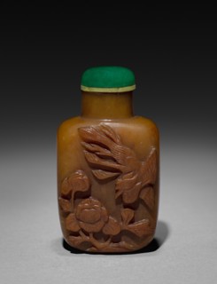 Snuff Bottle, 1644-1912. China, Qing dynasty (1644-1911). Glass; overall: 7 cm (2 3/4 in.).