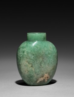 Snuff Bottle, 1644-1912. China, Qing dynasty (1644-1911). Glass; overall: 6.4 cm (2 1/2 in.).