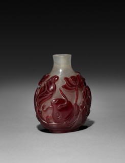 Snuff Bottle, 1644-1912. China, Qing dynasty (1644-1911). Glass; overall: 7.4 cm (2 15/16 in.).