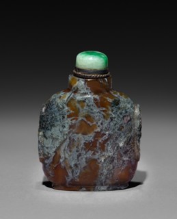 Snuff Bottle, 1644-1912. China, Qing dynasty (1644-1911). Glass; overall: 6.4 cm (2 1/2 in.).