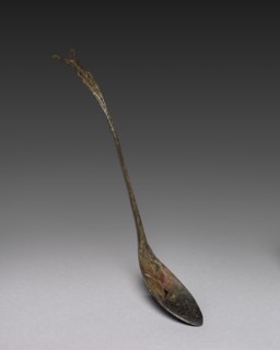 Spoon with Fish-Tail Design, 918-1392. Korea, Goryeo period (918-1392). Silver bronze; overall: 29