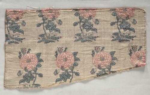Fragment, early 1600s. Iran, early 17th century (period of Shah Abbas). Compound tabby ground with