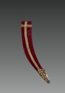 Dagger (red velvet case), 1700s-1800s. India, 18th-19th Century. Jade with raised gold work and