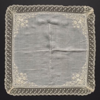 Handkerchief, 1700s. Flanders, 18th century, Louis XVI Period. Embroidery on linen ground; lace