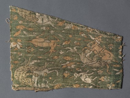 Fragment, 1500s. Iran, 16th century. Lampas weave, brocaded; silk and gold; overall: 19 x 8.5 cm (7