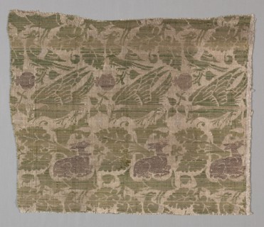 Silk and Gold Textile, 1420-1430. Italy, 15th century. Lampas weave, silk and gold thread; overall: