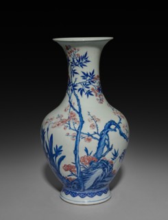 Vase, 1723-1735. China, Jiangxi province, Jingdezhen kilns, Qing dynasty (1644-1912), Yongzheng