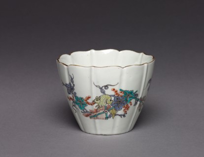 Tea Cup, c. 1730. Chantilly Porcelain Factory (French). Soft-paste porcelain; overall: 5.3 x 7.4 cm