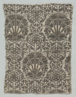 Silk Fragment, 1350-1399. Italy, second half of 14th century. Lampas weave, silk and gold thread;
