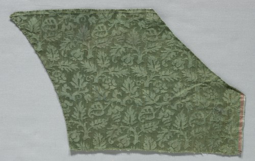 Silk Damask Fragments, 1500s. Italy, 16th century. Damask, silk; average: 19.3 x 32.5 cm (7 5/8 x