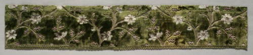 Fragment, 1600s. Iran, 17th century. Velvet (cut, voided, and brocaded); silk and gilded silver