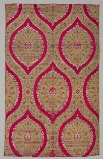 Lampas with floral medallions in ogival lattice, 1550-1575. Turkey, Istanbul or Bursa. Lampas: silk