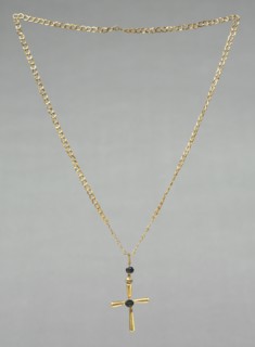Chain with Pendant Cross, 500s. Byzantium, 6th century. Gold, sapphire, and glass; overall: 71 cm