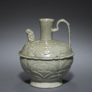 Ewer with a Lion-shaped Spout, 10th-11th century. China, Shaanxi province, Tongshuan, Huangbaozhen,