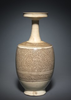 Vase with Floral Scrolls, 900s-1000s. China, Henan province, Northern Song dynasty (960-1127).