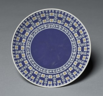 Saucer, c. 1784. Wedgwood Factory (British). Jasper ware with relief decoration; diameter: 13.2 cm